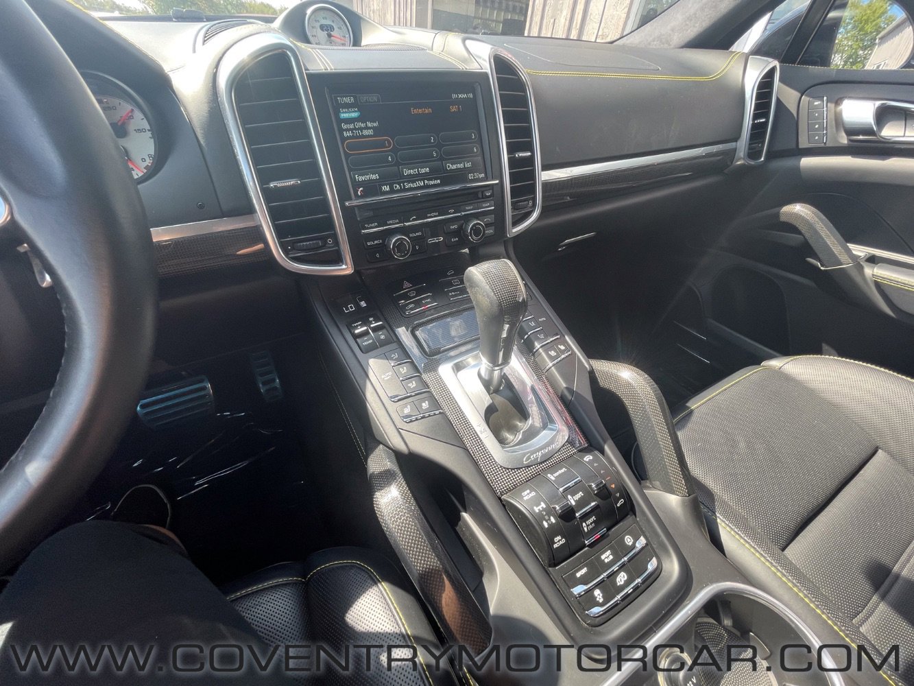 Used 2016 Porsche Cayenne Turbo S image 18