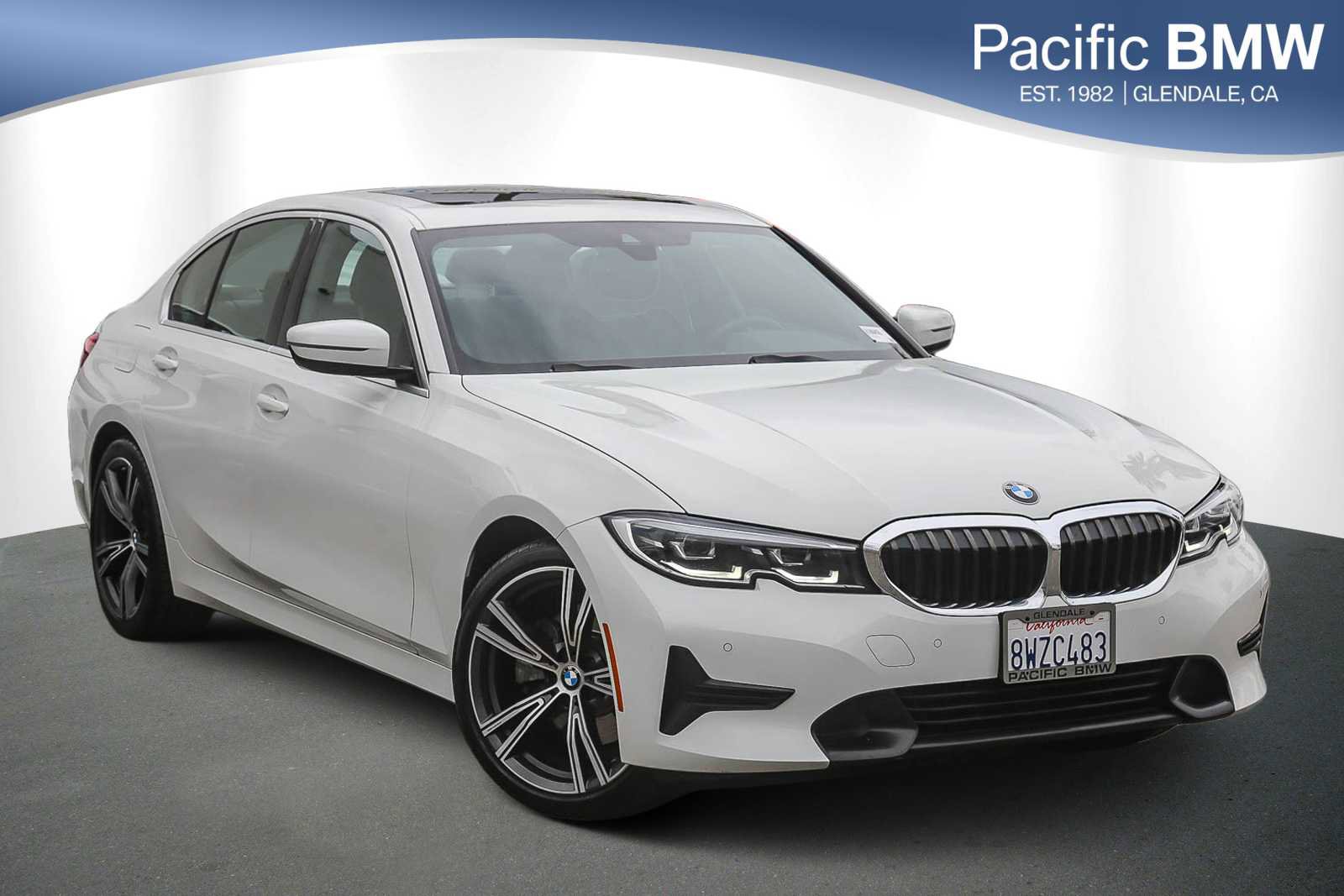Used 2022 BMW 330i Sedan w/ Driving Assistance Package image 1