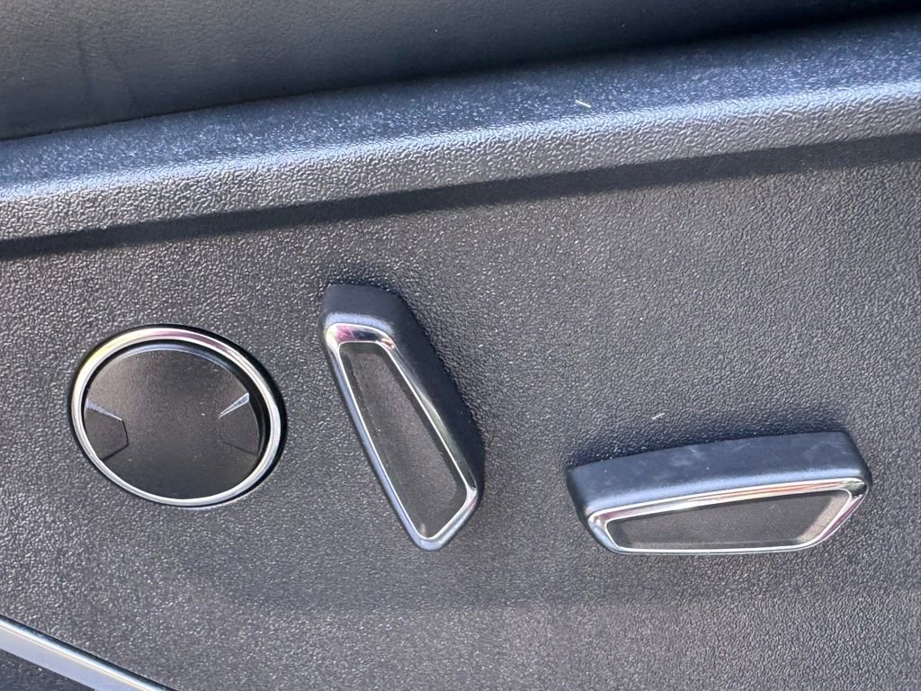 Certified 2021 Ford F150 Raptor w/ Equipment Group 801A High AWD/4WD image 31