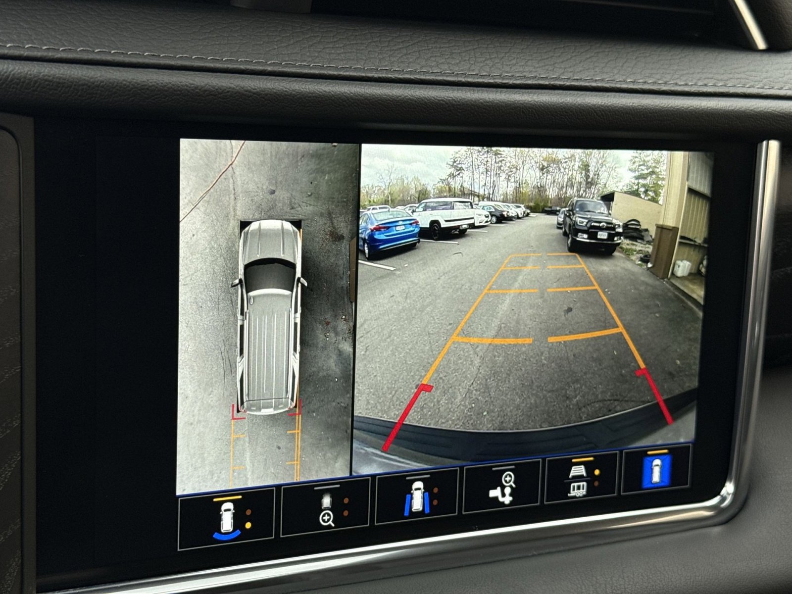 Used 2022 GMC Yukon Denali image 19