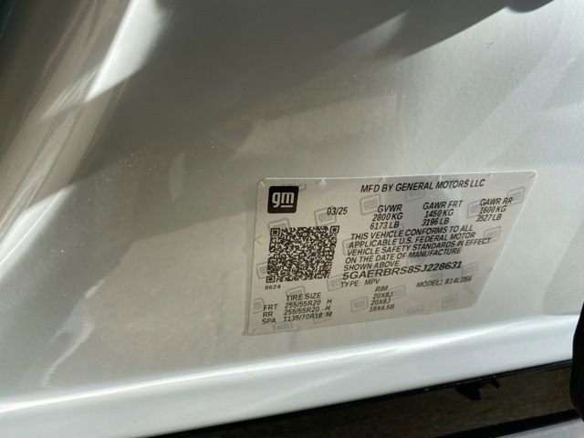 Used 2025 Buick Enclave Sport Touring image 30