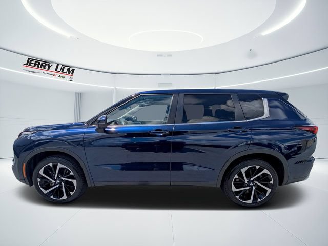 Used 2024 Mitsubishi Outlander SE Black Edition AWD/4WD image 6