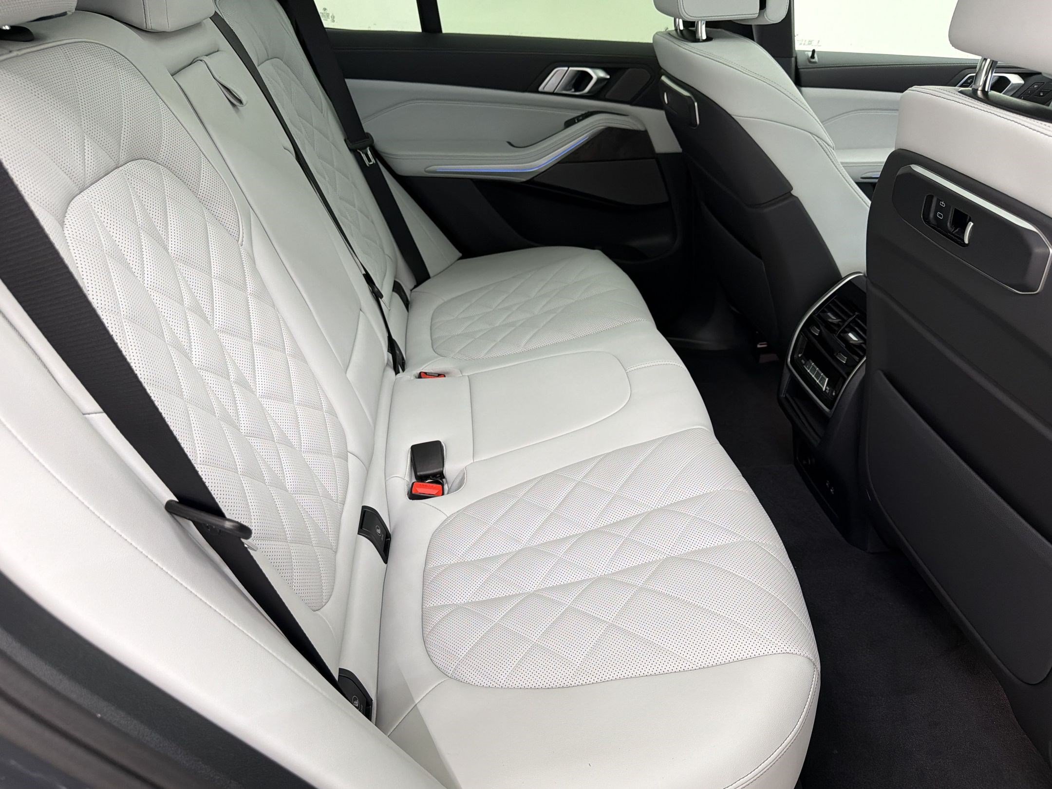 New 2026 BMW X5 xDrive50e AWD/4WD image 25