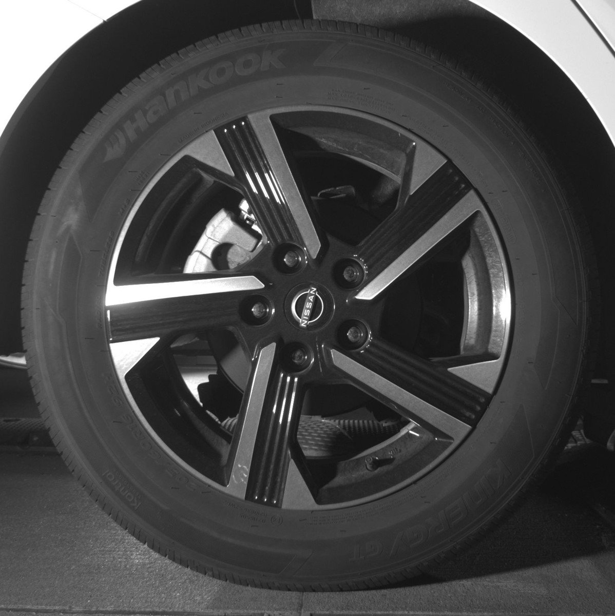 Used 2025 Nissan Sentra SV image 15