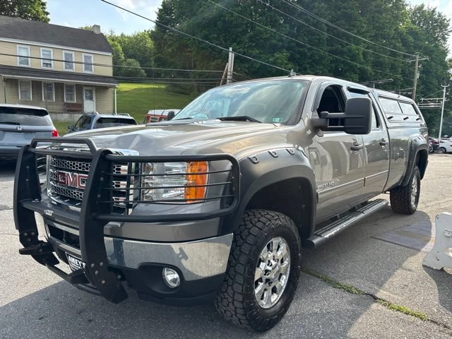 Used 2012 GMC Sierra 2500 SLE w/ SLE Preferred Package AWD/4WD image 3