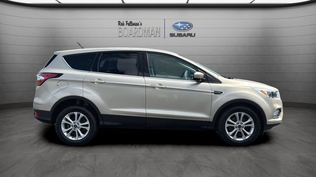 Used 2017 Ford Escape SE w/ SE Cold Weather Package FWD image 3