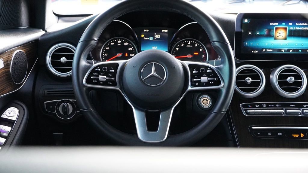 Used 2021 Mercedes-Benz GLC 300 image 27