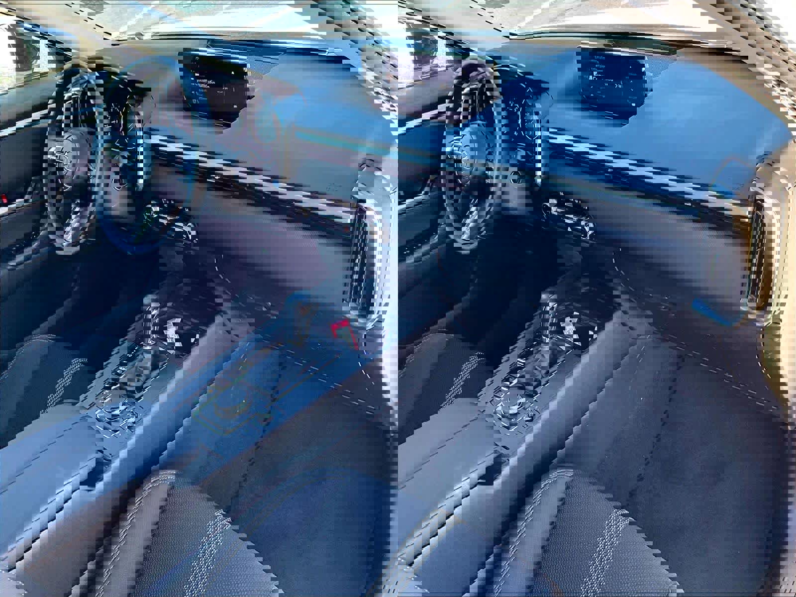 Used 2025 MAZDA CX-50 AWD 2.5 S w/ Premium Package image 14