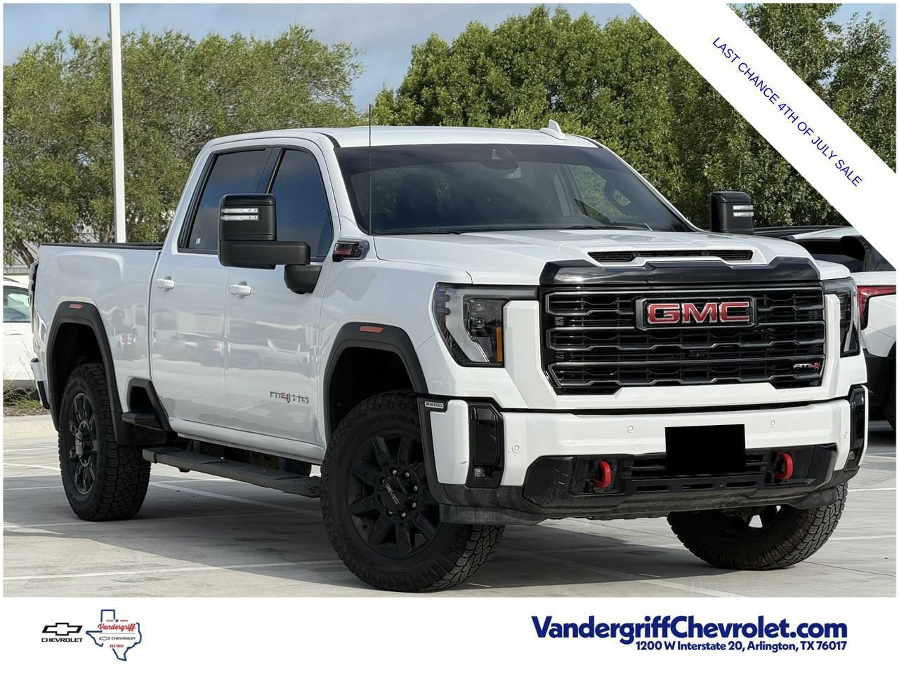 Certified 2025 GMC Sierra 2500 AT4 AWD/4WD image 2