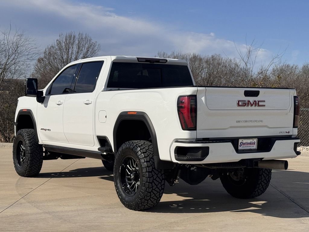 Used 2024 GMC Sierra 2500 AT4 w/ AT4 Premium Plus Package AWD/4WD image 4