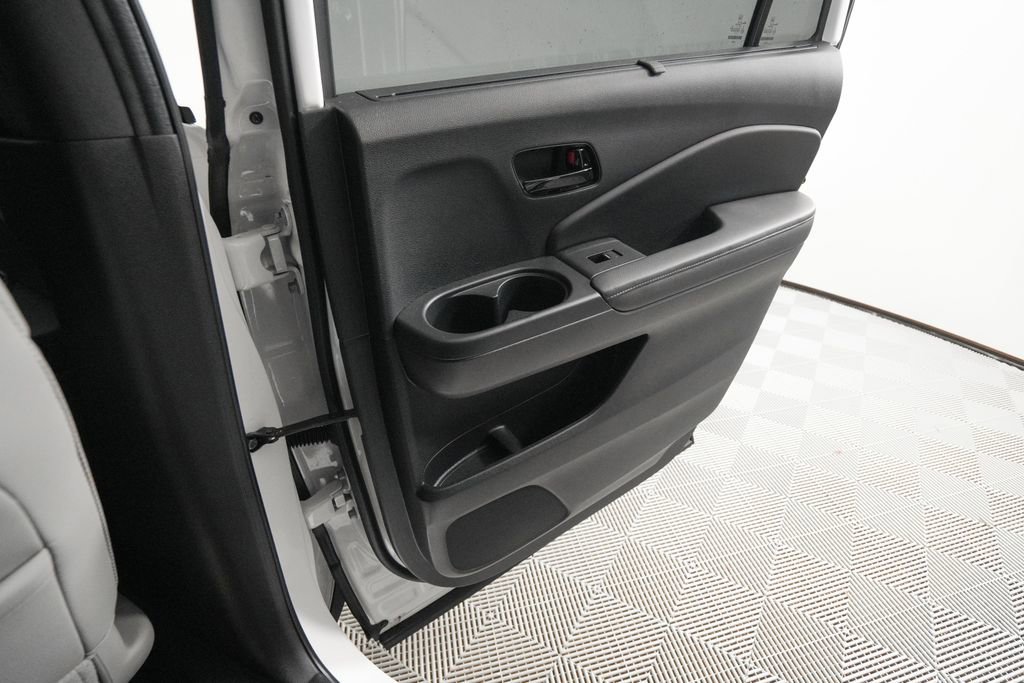 Used 2022 Honda Passport Elite image 17