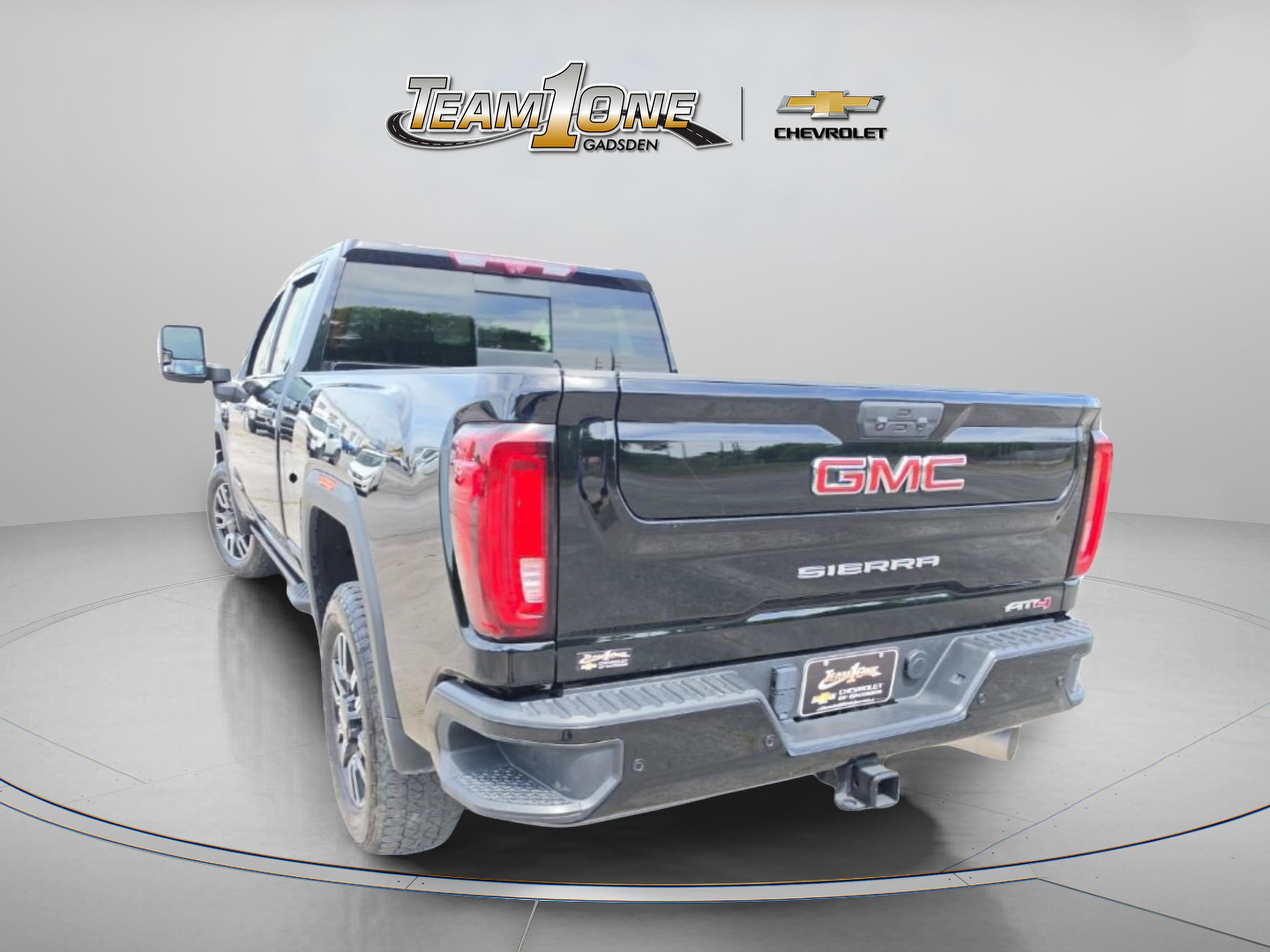 Used 2023 GMC Sierra 2500 AT4 w/ AT4 Premium Plus Package image 6