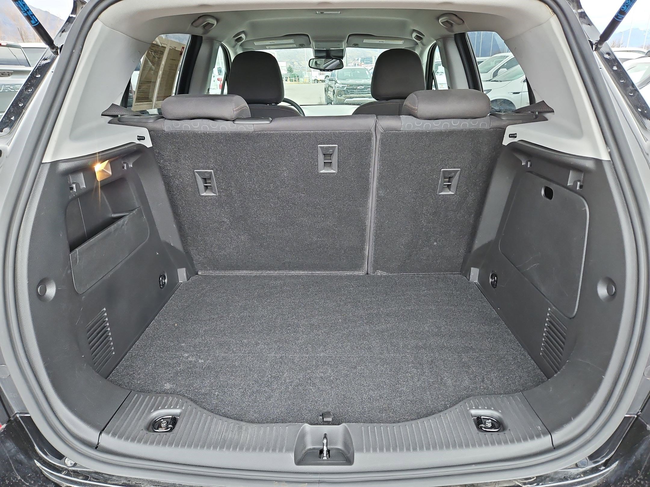 Used 2022 Chevrolet Trax LS w/ Tint and Cruise Package image 28