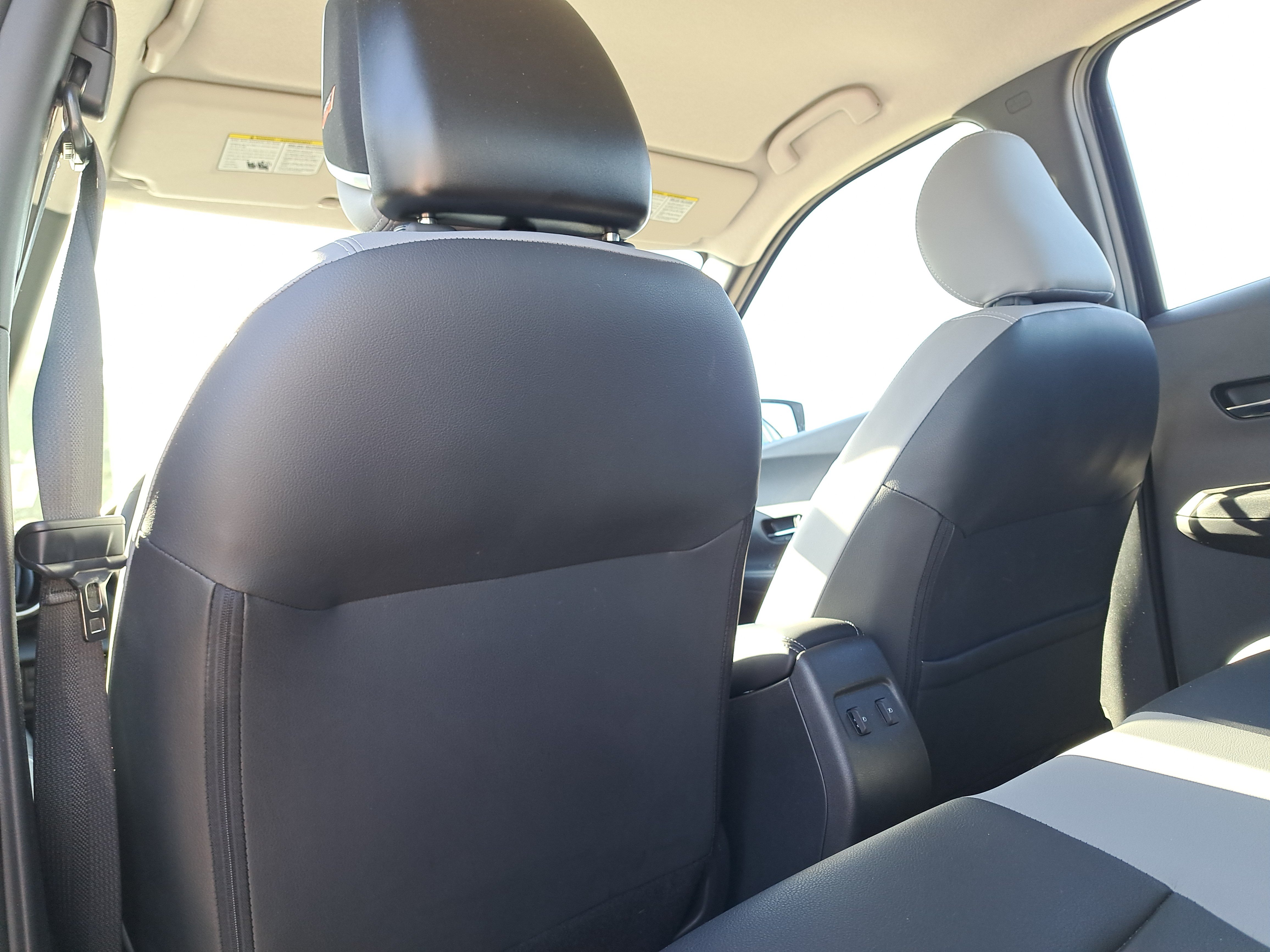 Certified 2024 Nissan Kicks SR w/ SR Premium Package FWD image 20