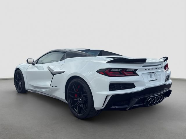 Used 2026 Chevrolet Corvette Z06 RWD image 4