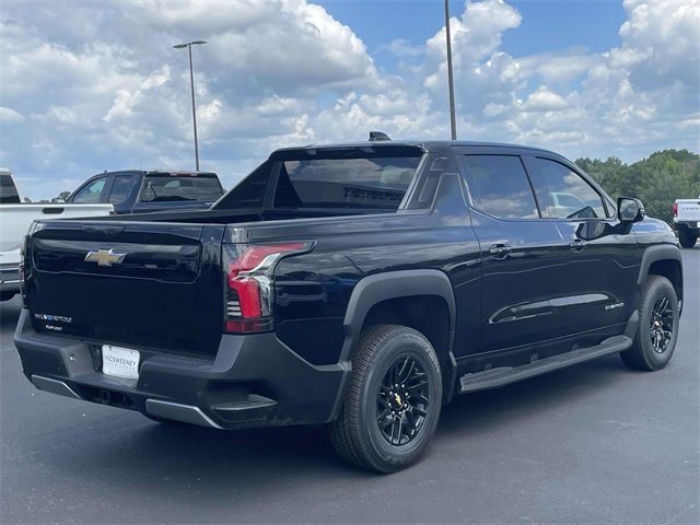 New 2025 Chevrolet Silverado EV LT image 3