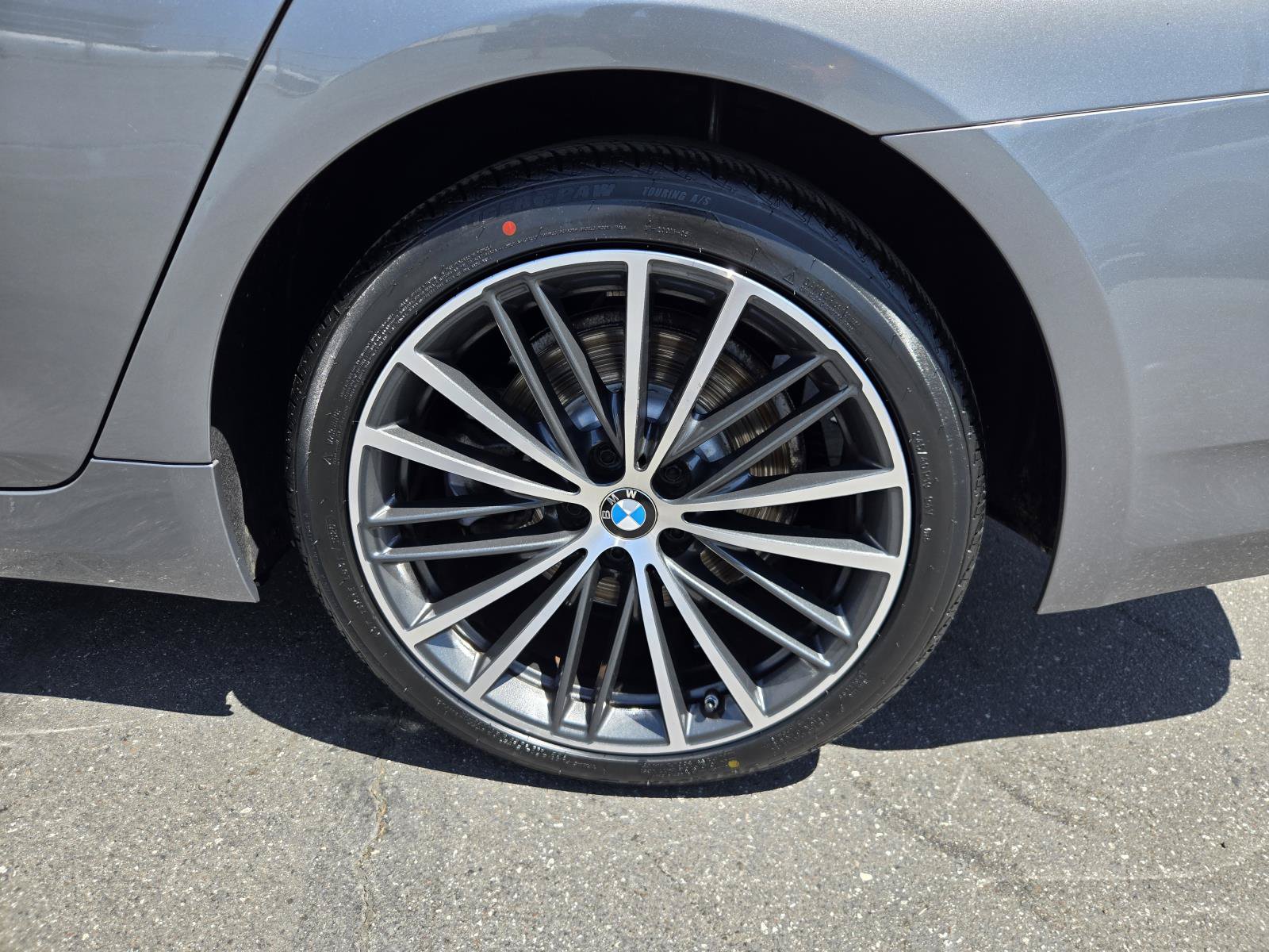 Used 2023 BMW 530i w/ Convenience Package RWD image 34