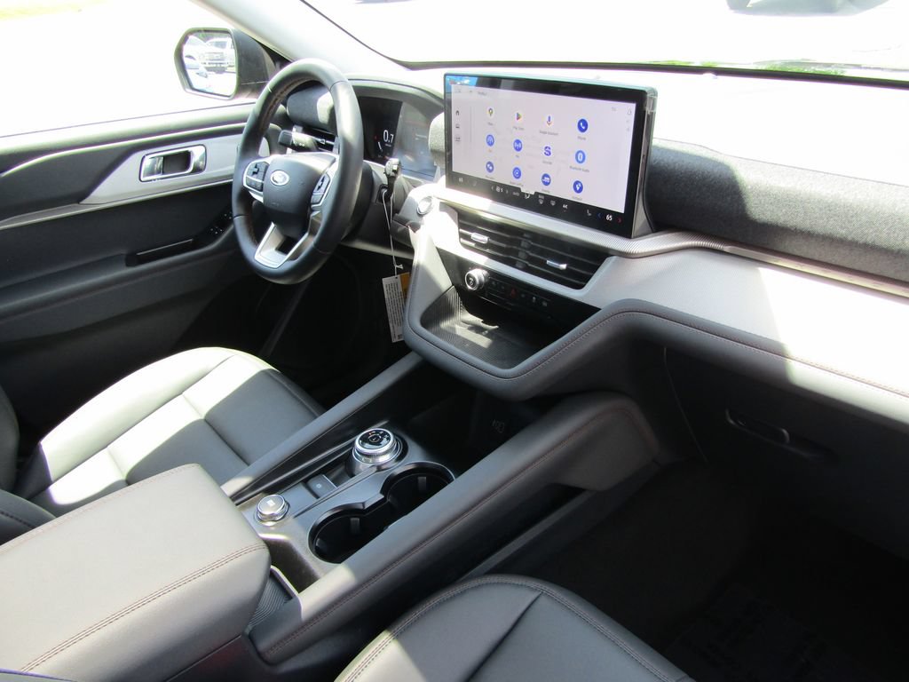 New 2026 Ford Explorer Active w/ Active Comfort Package AWD/4WD image 15