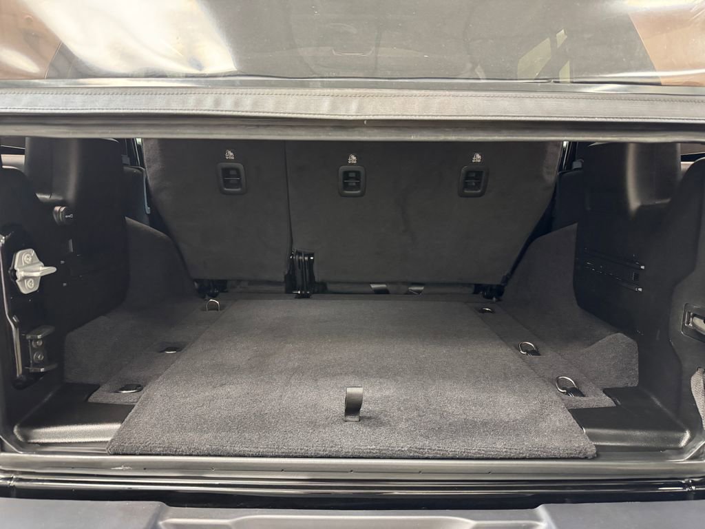 Used 2021 Jeep Wrangler Unlimited Sahara image 23