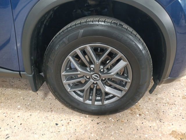 Certified 2023 Nissan Rogue S AWD/4WD image 39