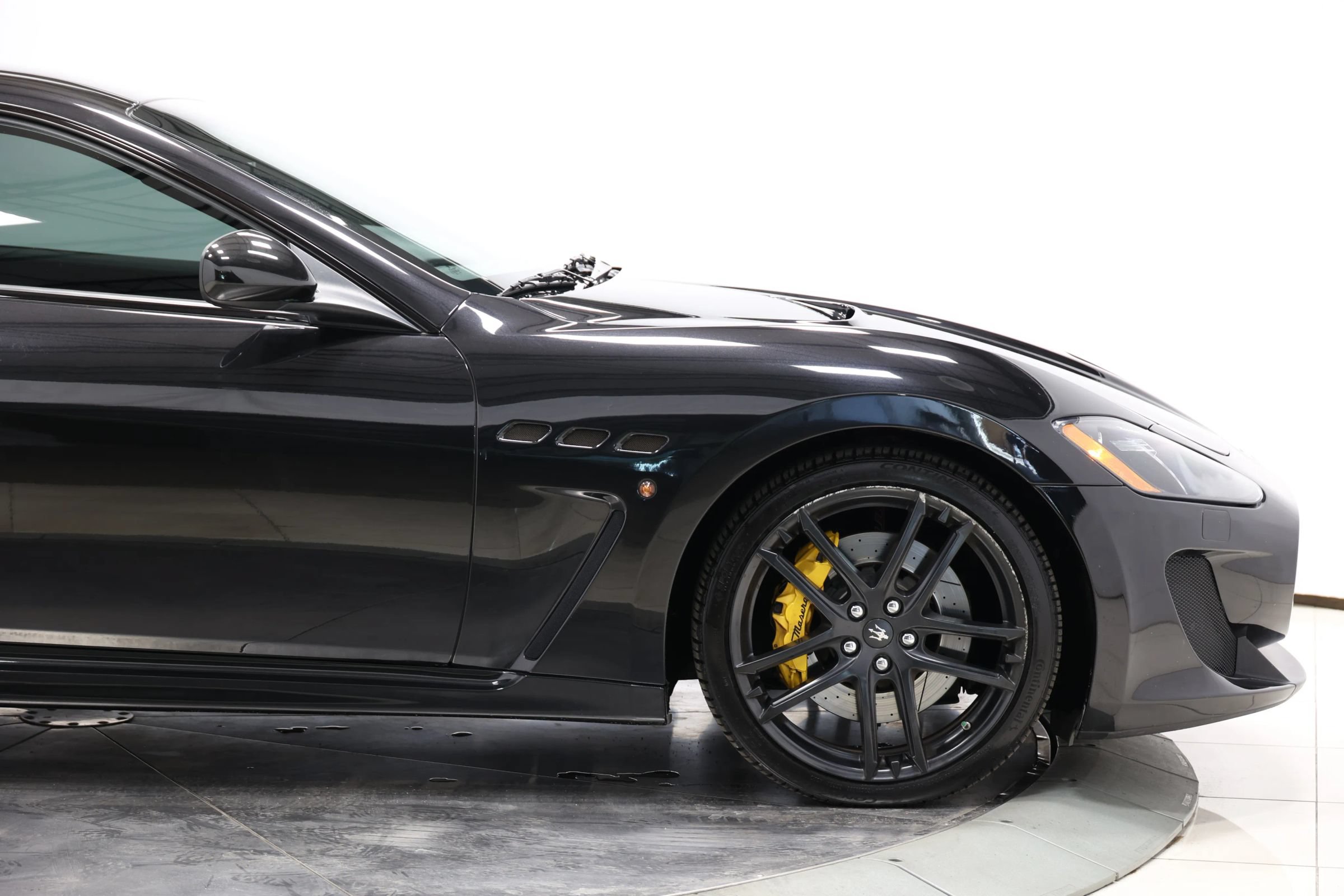 Used 2016 Maserati GranTurismo Sport RWD image 60
