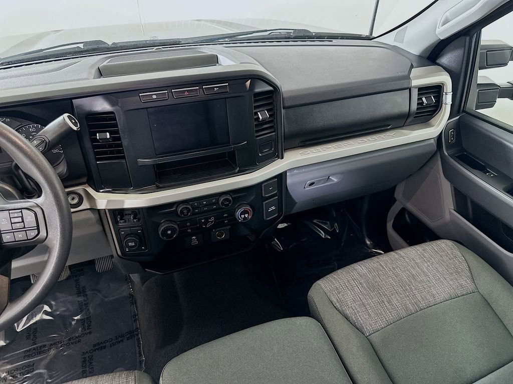 Used 2023 Ford F250 XLT image 19