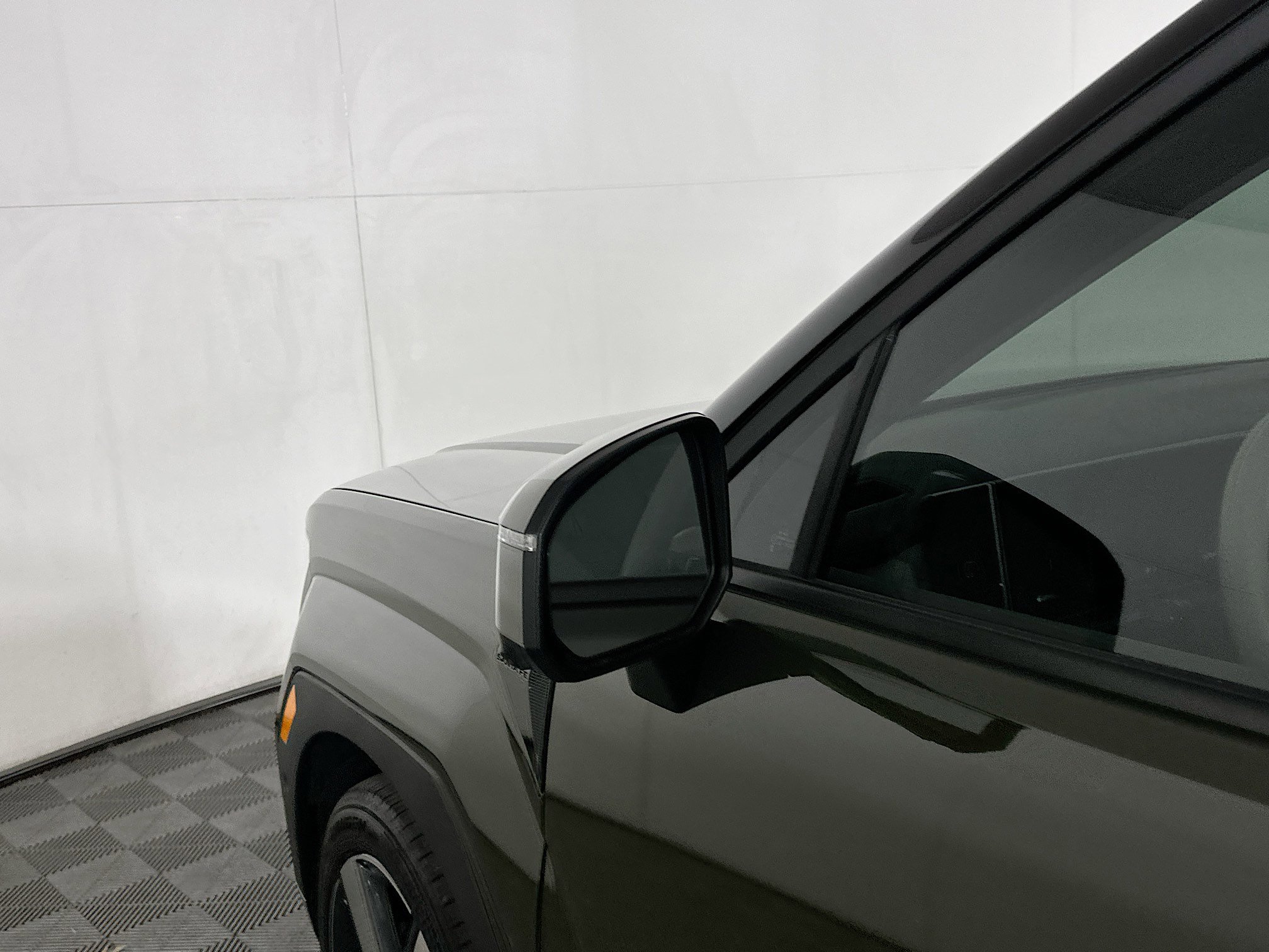 Used 2024 Hyundai Santa Fe Limited image 16