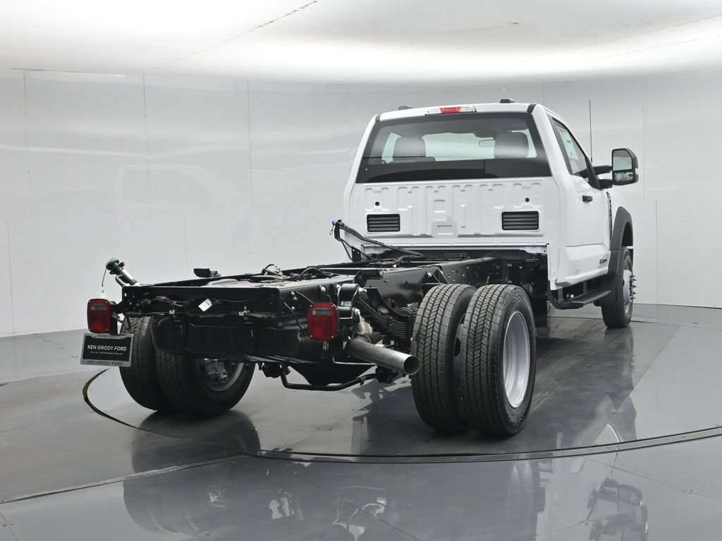 New 2026 Ford F450 XL w/ XL Chrome Package RWD image 48
