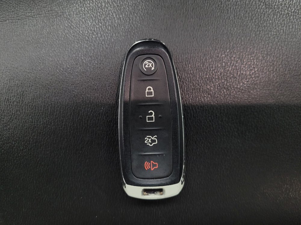 Used 2018 Ford Escape Titanium AWD/4WD image 32