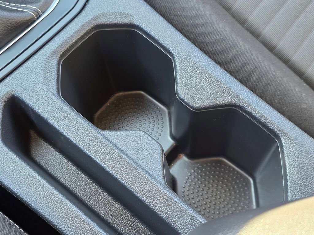 Used 2024 Volkswagen Jetta S image 33