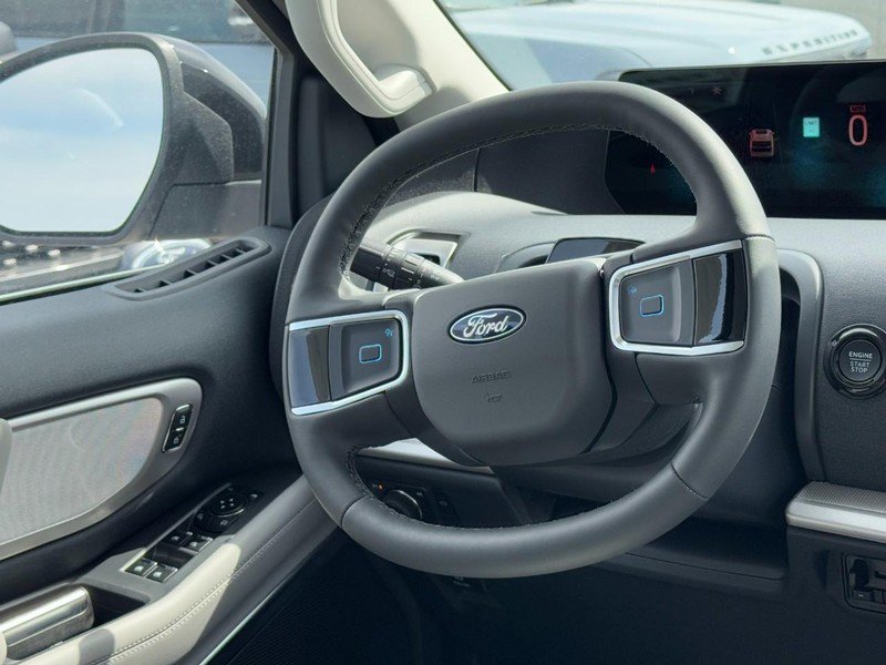 New 2026 Ford Expedition Max Active AWD/4WD image 8