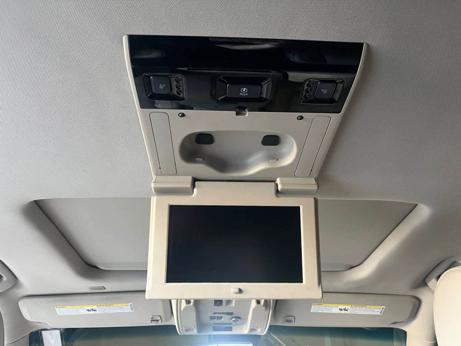 Used 2018 GMC Yukon Denali w/ Denali Ultimate Package image 25