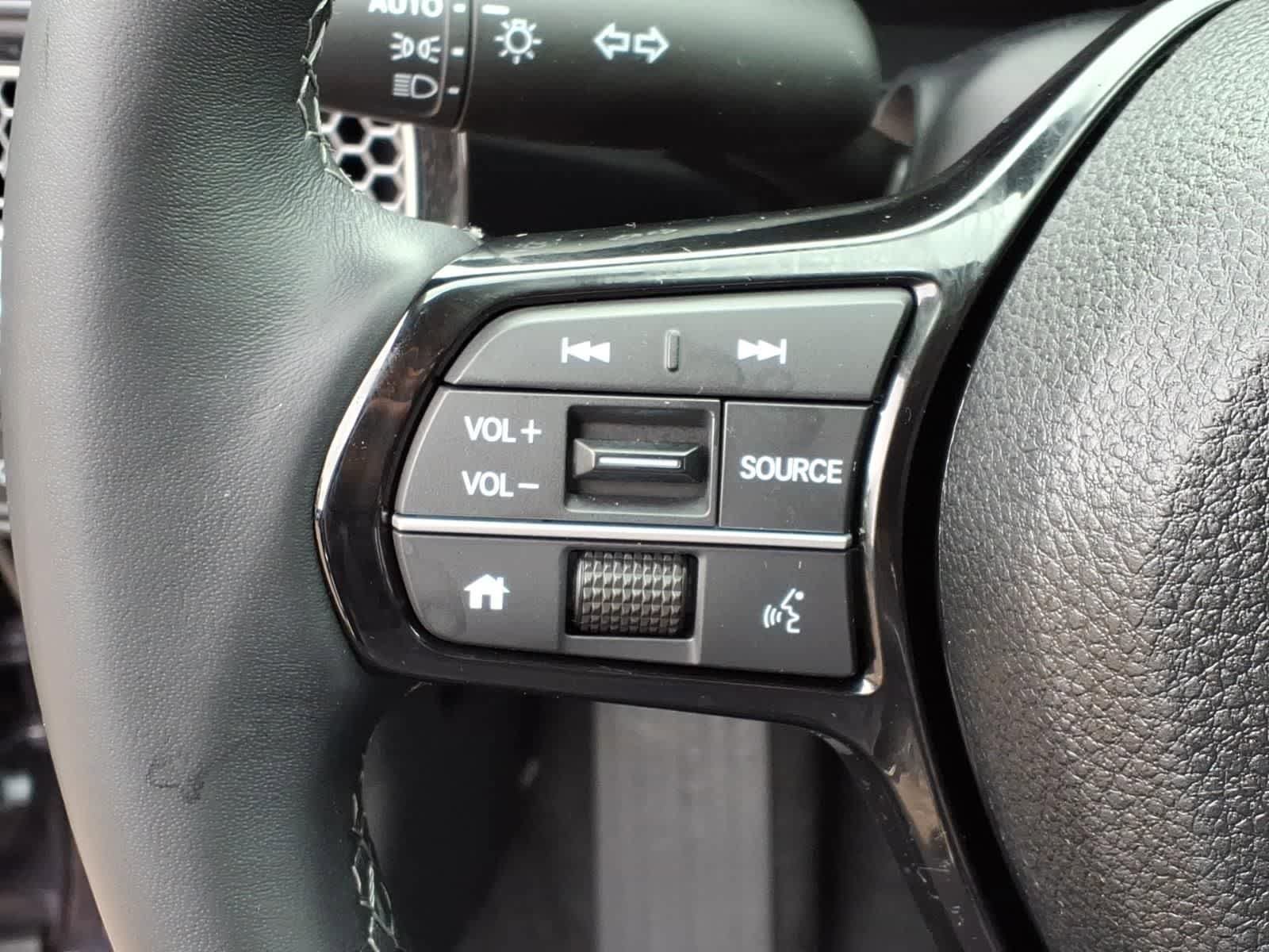 Certified 2024 Honda Civic EX-L image 17