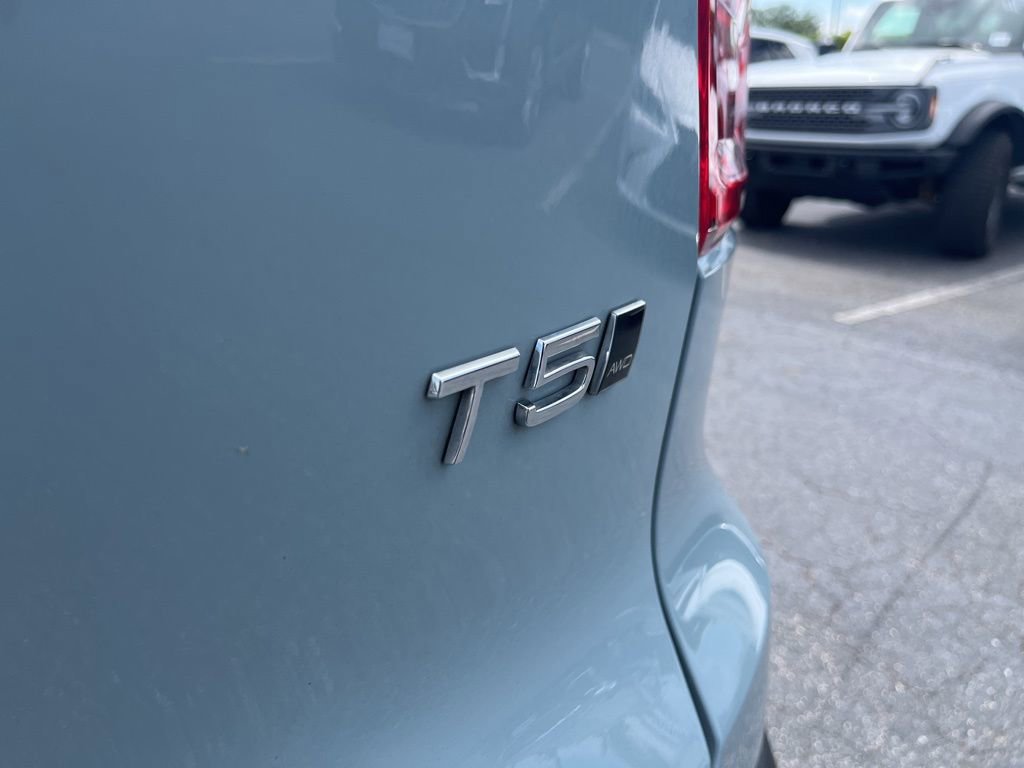 Used 2019 Volvo XC40 T5 Momentum AWD/4WD image 6