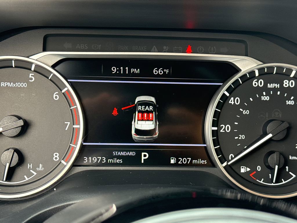 Used 2023 Nissan Rogue SV image 31