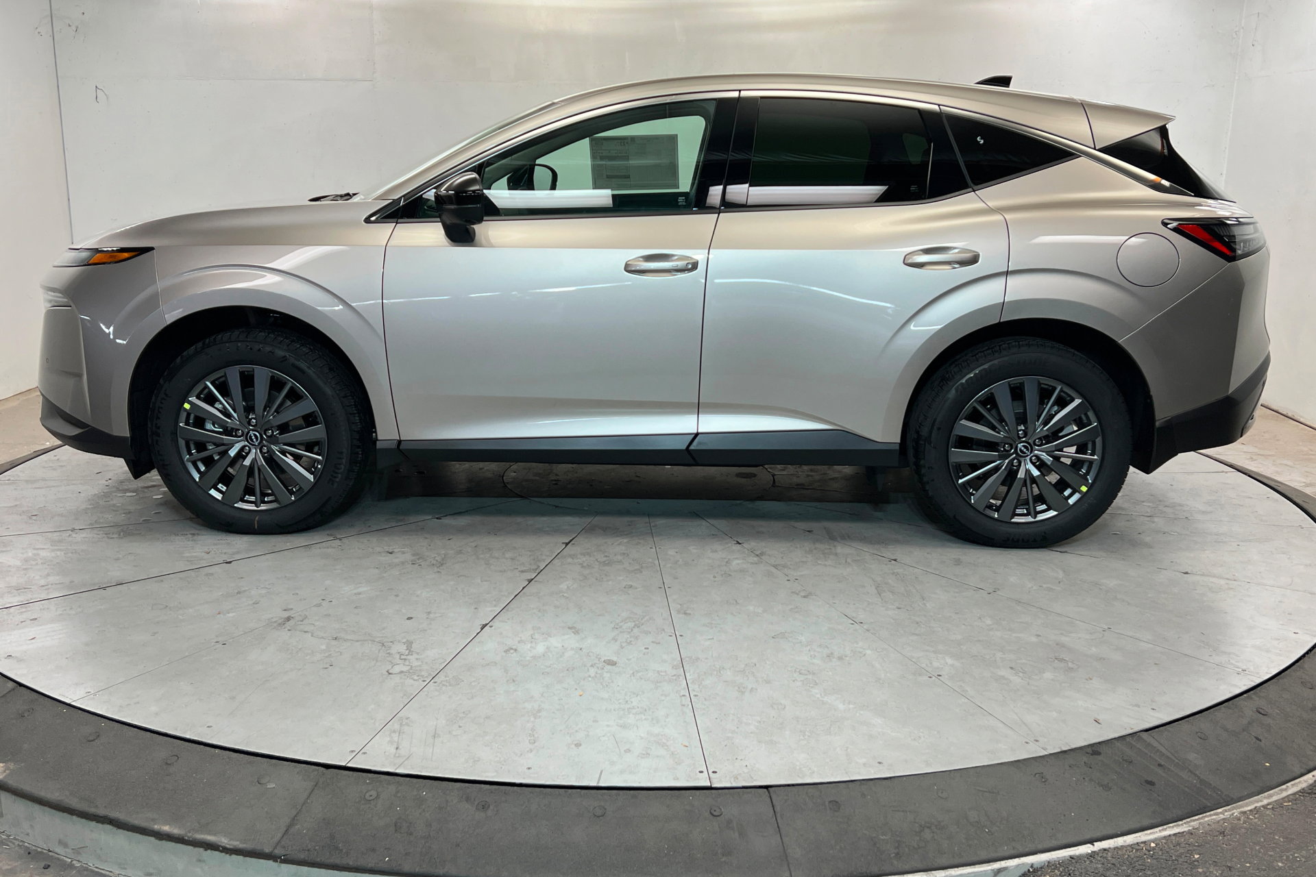 New 2026 Nissan Murano SL w/ Comfort Package image 2