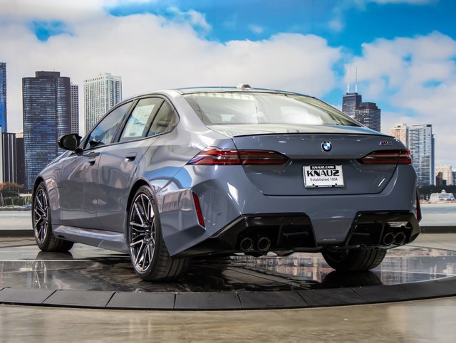 New 2026 BMW M5 w/ Executive Package image 9