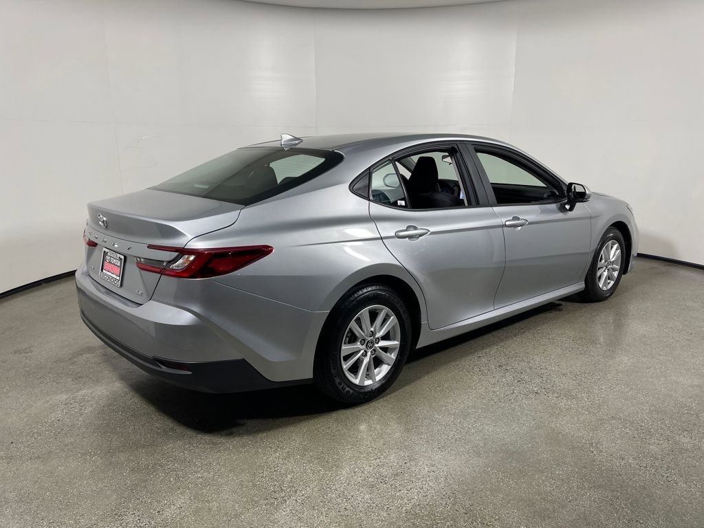 Certified 2025 Toyota Camry LE FWD image 3
