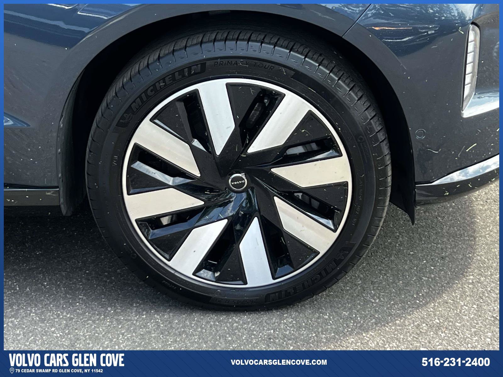 Certified 2025 Volvo EX90 Ultra AWD/4WD image 7