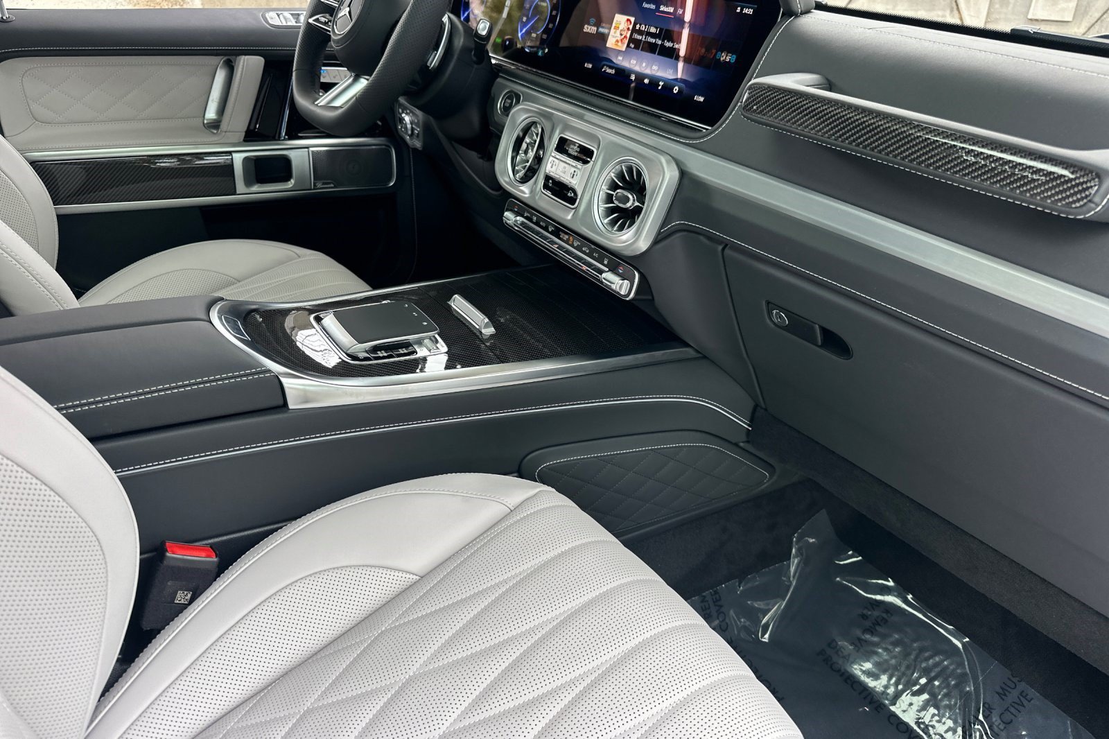 New 2027 Mercedes-Benz G 580 e image 29