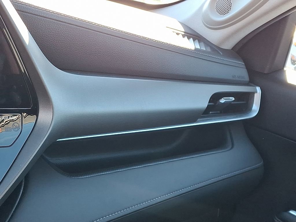 Used 2023 Toyota Highlander Limited image 27