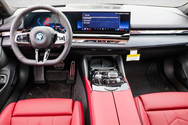 New 2026 BMW 550e xDrive image 21