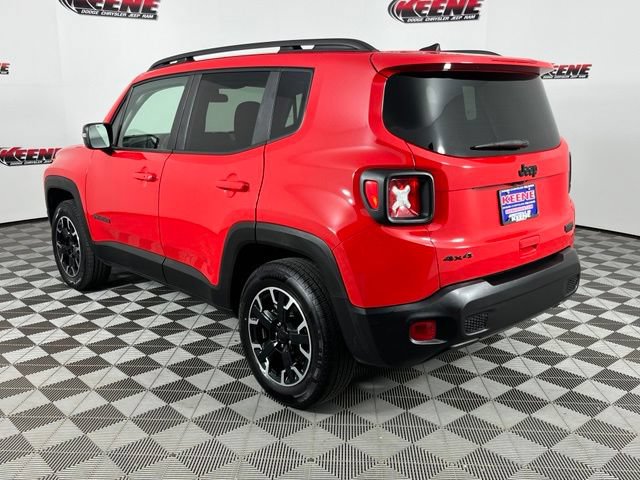 Used 2023 Jeep Renegade Latitude AWD/4WD image 6