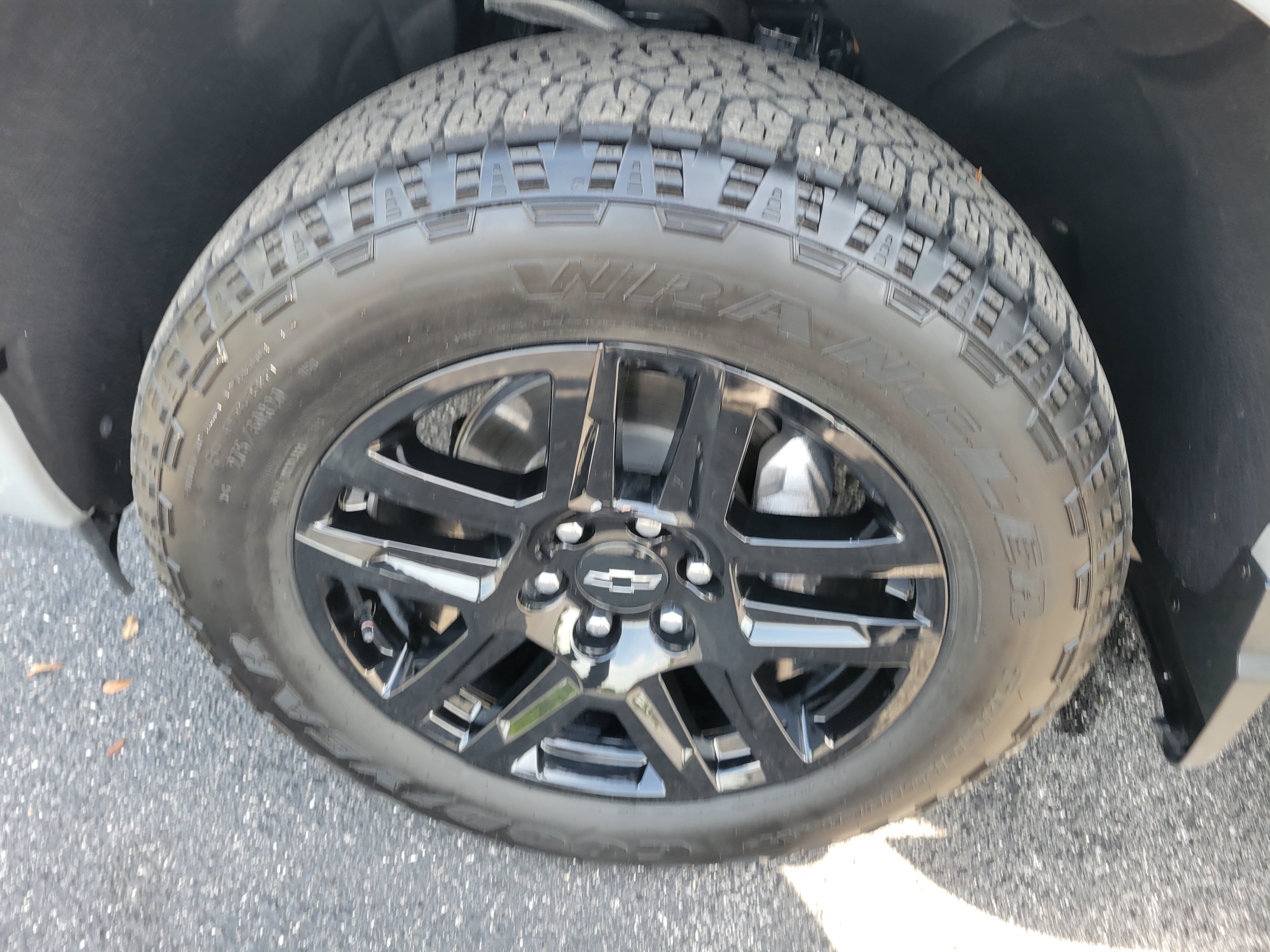 Certified 2024 Chevrolet Silverado 1500 Custom w/ Turbomax Blackout Package RWD image 37