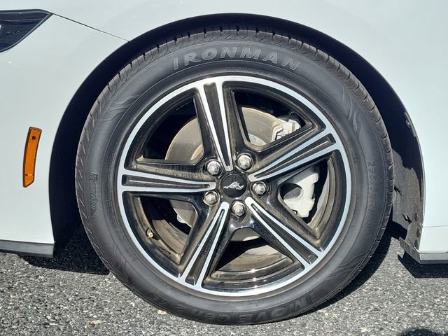 Used 2024 Ford Mustang Premium image 6