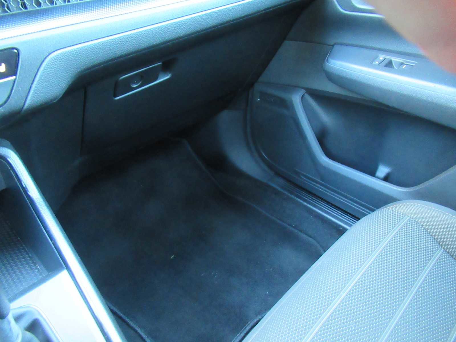 Used 2023 Honda CR-V Sport image 40