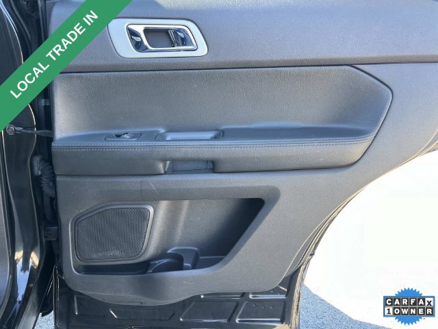 Used 2015 Ford Explorer XLT w/ Equipment Group 202A AWD/4WD image 21