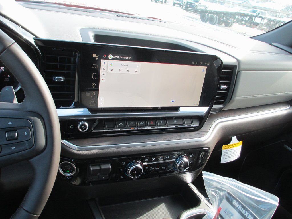 New 2026 GMC Sierra 1500 SLT w/ SLT Premium Package image 17