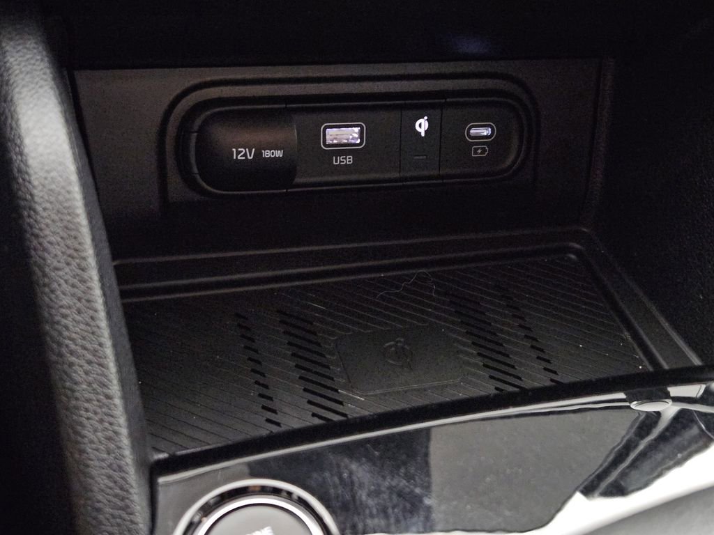 Used 2025 Kia Sportage EX image 15