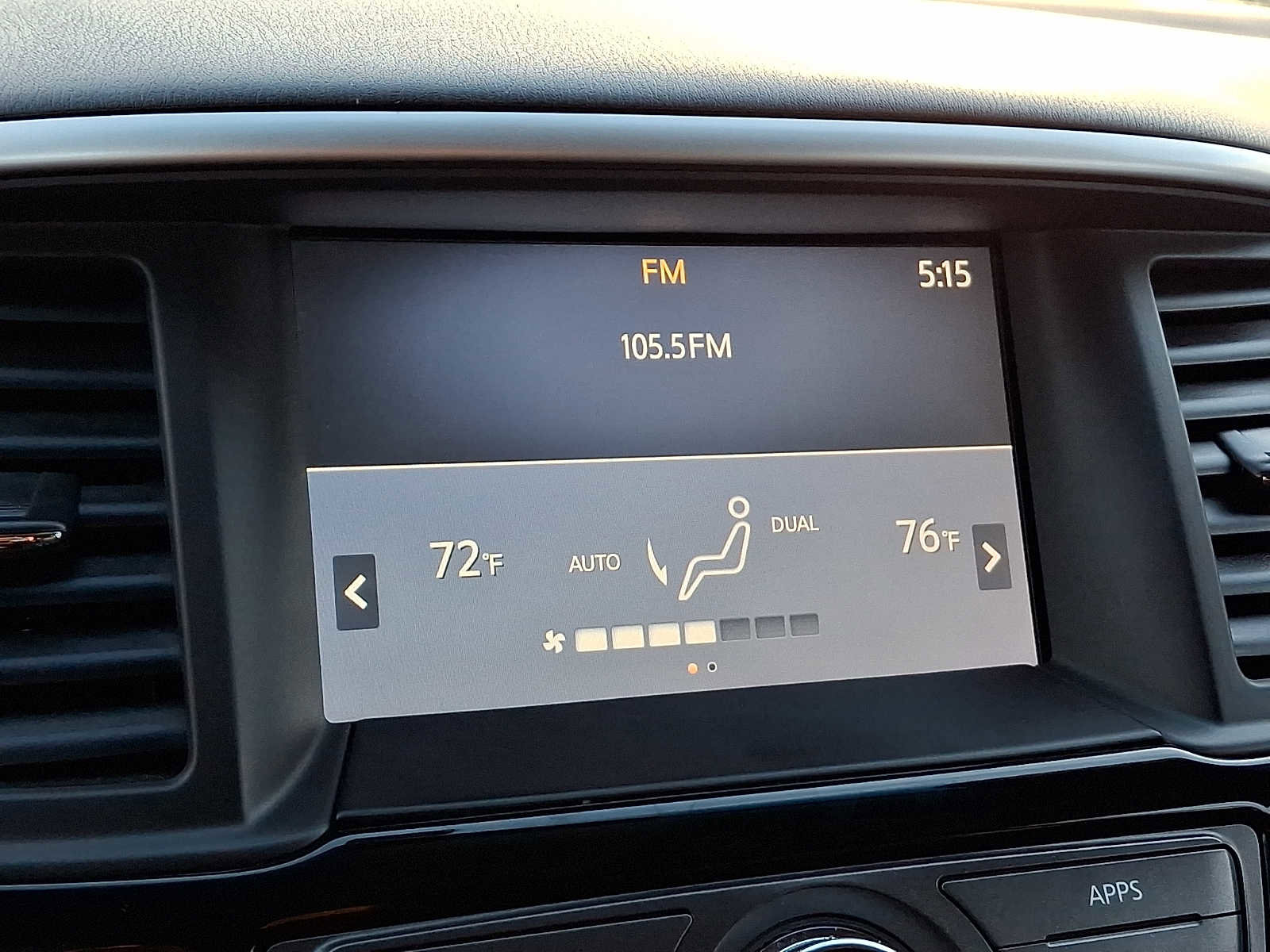 Used 2018 Nissan Pathfinder SV FWD image 17